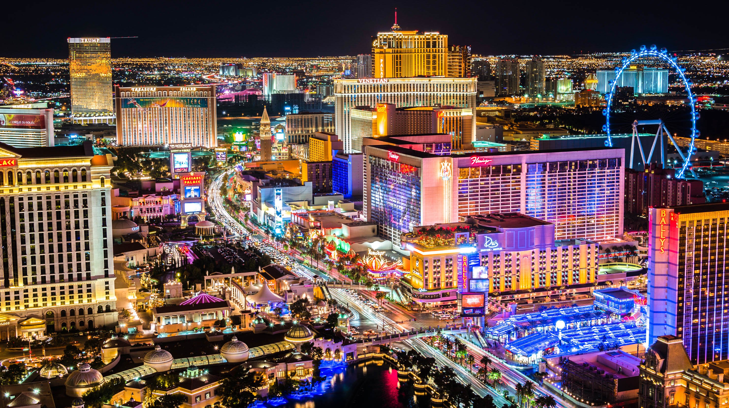 Experience Las Vegas & Cancun in 2021 with American 