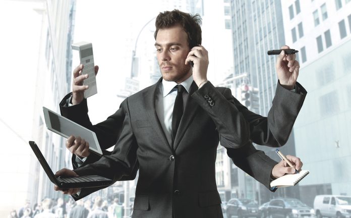 manager-multitasking