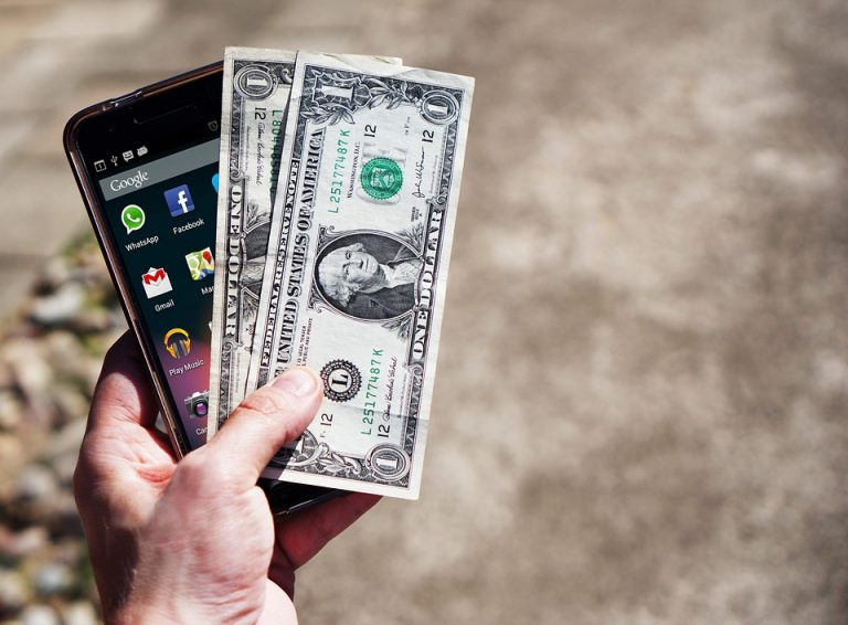 Planning To Buy a New Phone In 2017? Check Out Our Picks