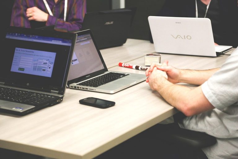 4 Ways Startup Businesses Can Find Buyers Abroad